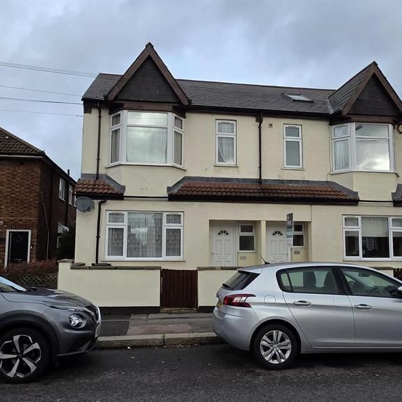 4 bedroom house to rent - Photo 1