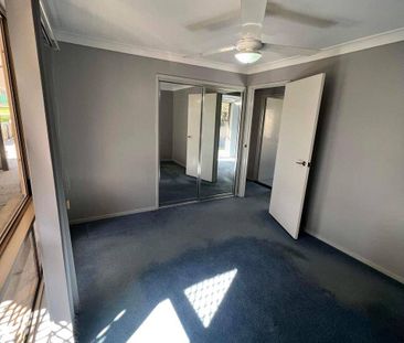 TIDY FAMILY HOME!!! - Photo 3