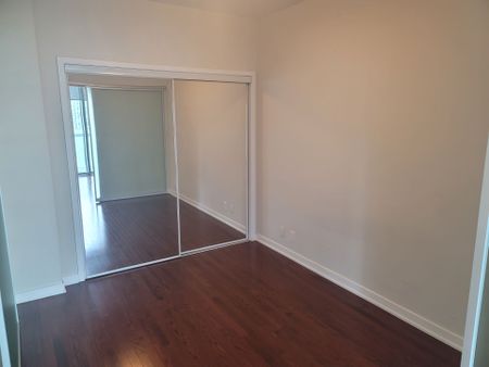 For Lease - 12 York Street Unit# 2301, Toronto, Ontario - Photo 3