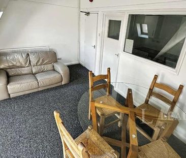 Spacious Room In A Friendly Shared House &#; All Bills Included &#;... - Photo 1