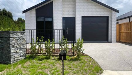 Brand New 2-Bed, 2-Bath Home – Magnolia Creek, Katikati - Available Now - Photo 2