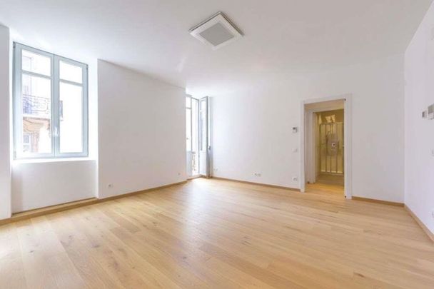 Spectacular apartment in the center of Lugano - Photo 1