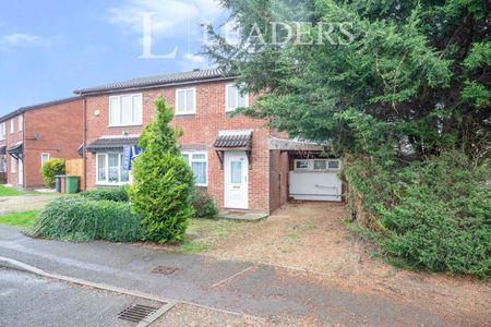 2 bedroom semi-detached to rent Coniston Close, Wellingborough, NN8 3XS - Photo 2