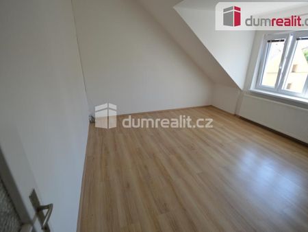 Pronájem bytu 1+1 43 m2 - Fotografie 4