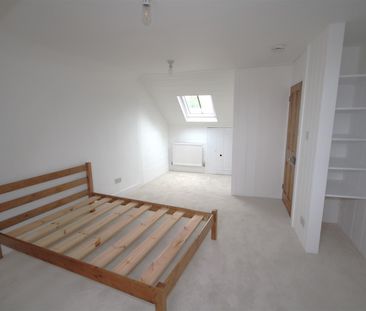 Kent CanterburyOaten Hill, CT1 3HP, Canterbury - Photo 2