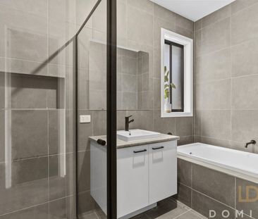 Near New Executive 4 Bedroom Home - Photo 5