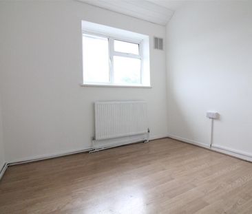 Bath Road, Hounslow - Photo 2