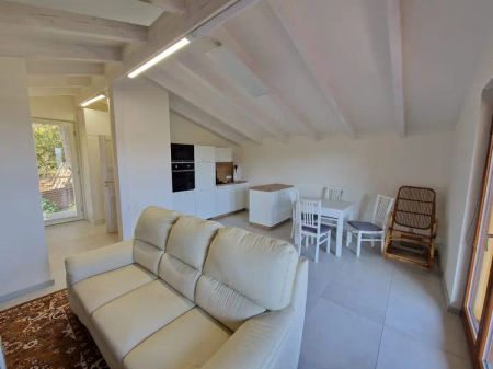 Pronájem bytu 2+kk, ul. Padělky, Ostopovice - Fotografie 2