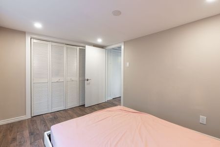 For Lease - 651 16th Avenue, Richmond Hill, Ontario - Photo 4