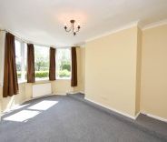 3 bed House - Terraced for Rent - Photo 1