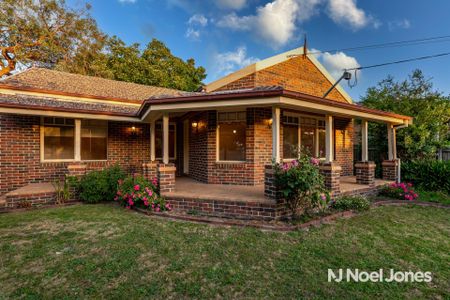 1A Menin Road, NUNAWADING - Photo 5