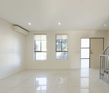 Auburn Townhouse For Lease - Photo 5