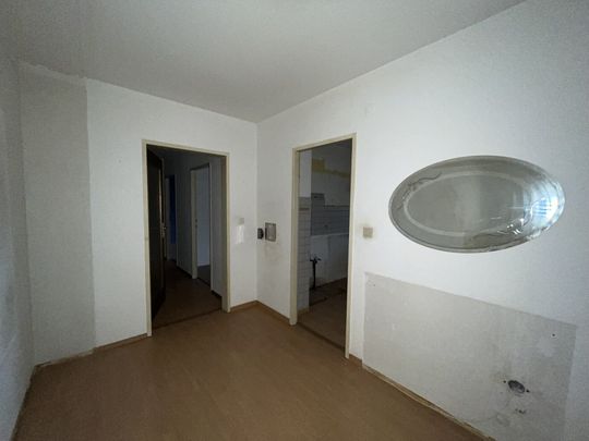 Renovierungsbedürftige 3-Zimmer Wohnung in Hirschstetten in 1220 Wien zu mieten - Foto 1