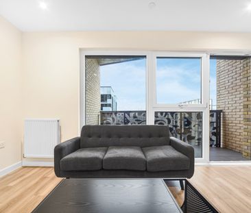 1 Bed Flat, Green Ferry Way, E17 - Photo 4