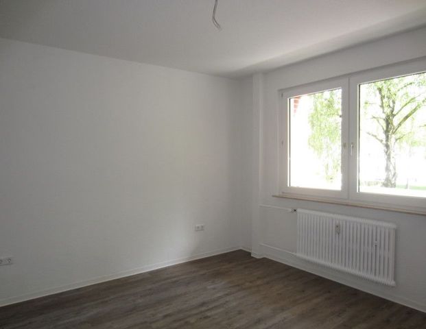 Gut aufgeteilte 2-Zi.-Whg. mit Balkon in gepflegter Lage! - Photo 1