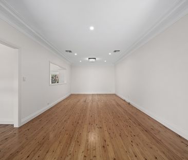 6 Kanoona Street, Caringbah South NSW 2229 - House For Rent | Domain - Photo 6