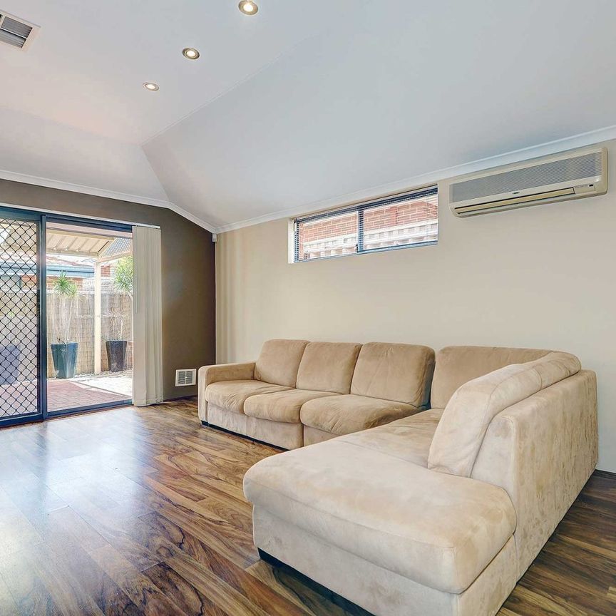 1/7 Cleaver Terrace - Photo 1