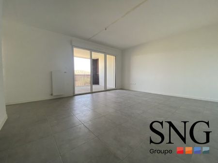 T2 AVEC LOGGIA ET DEUX PARKINGS - Photo 5