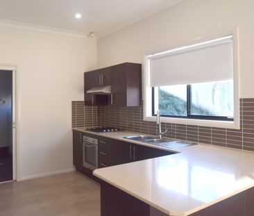 Spacious Family Home! - Photo 2