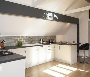 1 bedroom coach house to rent - Photo 4