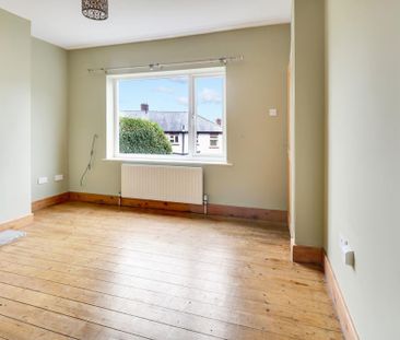 2 bedroom end of terrace house to rent - Photo 1