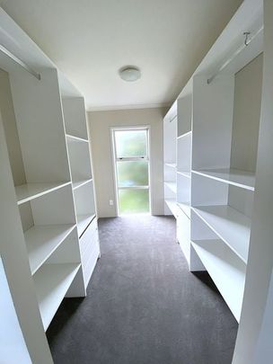 4 bedroom 2.5 bathroom family home in Totara Views - Photo 1