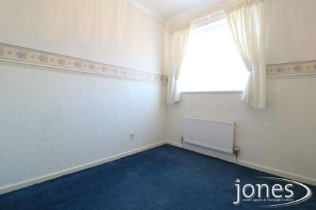 3 bedroom terraced house to rent - Photo 2
