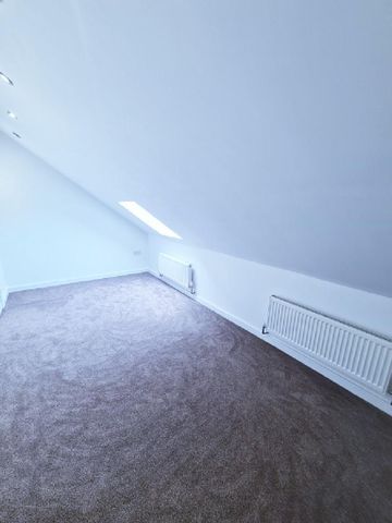 3 bedroom maisonette to rent - Photo 2