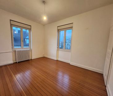 Location Appartement 4 pièces 94m² - Photo 4