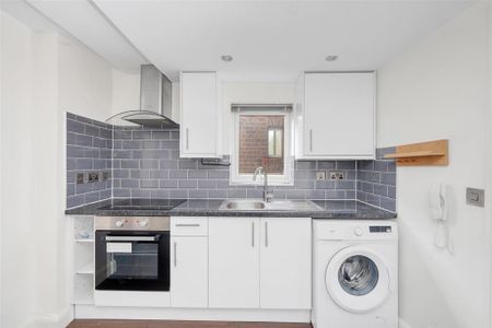 1 bedroom flat to rent - Photo 5