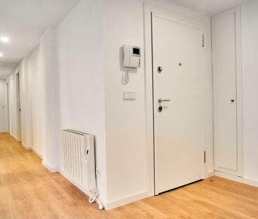 Piso de Diseño en Calle Colón — 3 Habitaciones, Terraza con Vistas ... - Photo 5