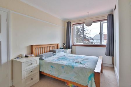 3 bedroom end of terrace house to rent - Photo 5