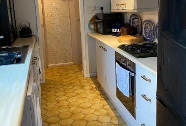 3 bedroom terraced house to rent - Photo 2