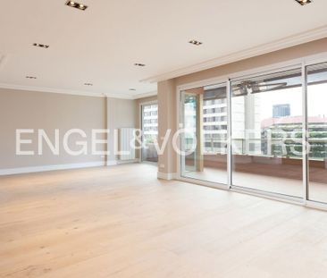 Piso de alquiler en Barri de les Corts - Photo 5