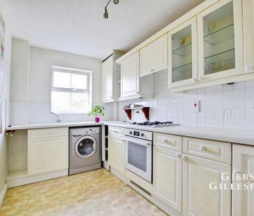 2 bedroom flat to rent - Photo 5