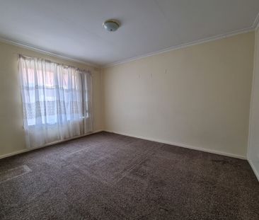 2 Bedroom Unit in Ideal Location - Photo 3