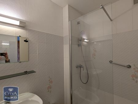 Location Appartement 2 pièces 40m² CARCASSONNE 11000 - Photo 4