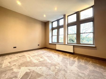 Sitwell House, Horse Carriage Lane, Moorgate, Rotherham, S60 3FP - Photo 2