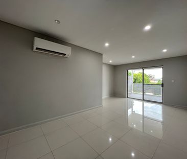 Spacious and Private 2 Bedroom Unit - Photo 1