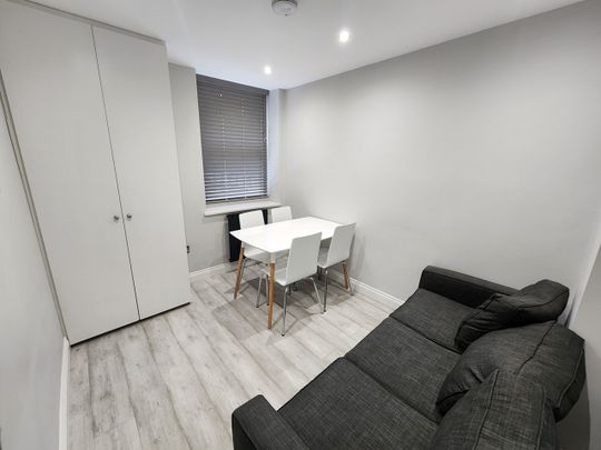 2 Bed Flat, Judd Street, WC1H - Photo 1