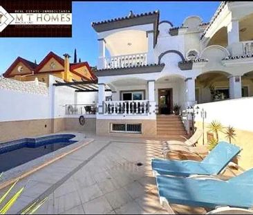 Alquiler de chalet adosado en Cortijo Torrequebrada - Photo 5