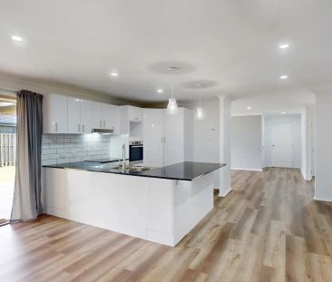 “Prime parkside location!” - Photo 5