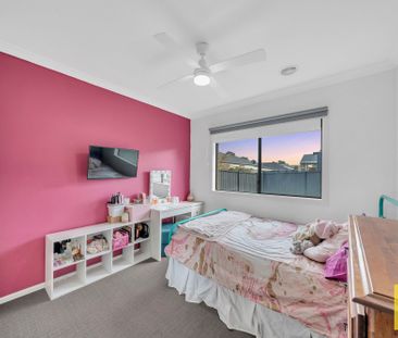 The Perfect Family Haven in the Heart of Tarneit - Photo 5