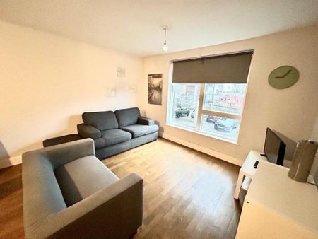 2 bedroom apartment to rent - Photo 2