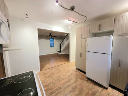 For Lease - 22 Fairfield Avenue, Toronto, Ontario - Photo 5