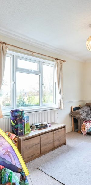 2 bedroom detached bungalow to rent - Photo 1