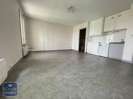 Location Appartement 1 pièce 33m² BOURGES 18000 - Photo 1