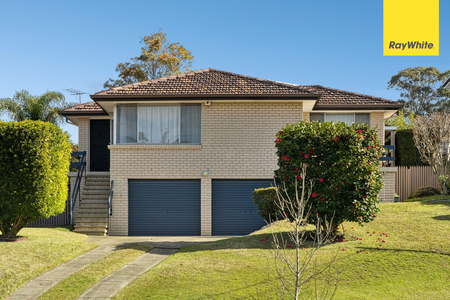 Spacious Family Home - Photo 3