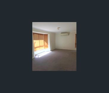 Family Home with Side Access! - Photo 6