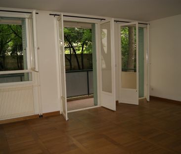 Location Appartement 3 pièces 85m² NIMES 30900 - Photo 3